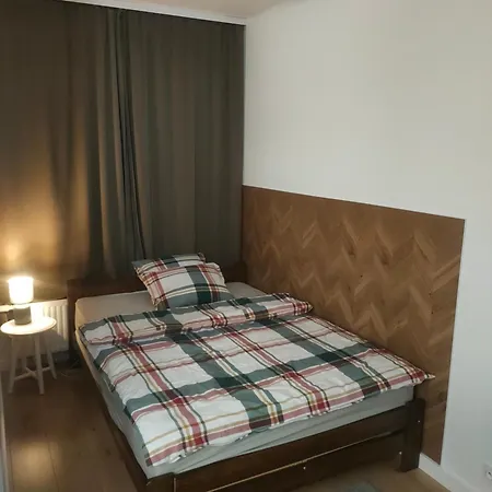 Mieszkanie Przy S8 * Warszawa